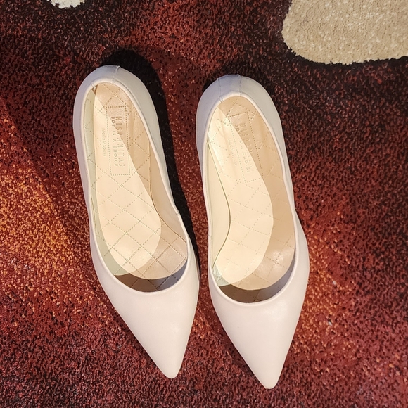 HISPANITAS leather kitten heel pumps. - Picture 2 of 4